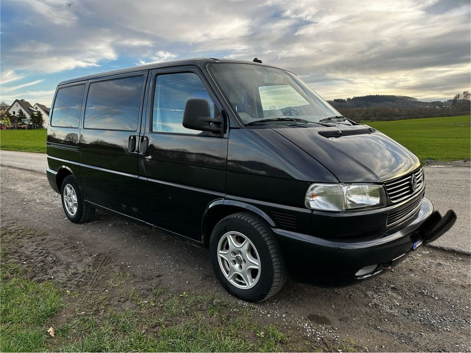 VW T4 Multivan покоління - Фото 0