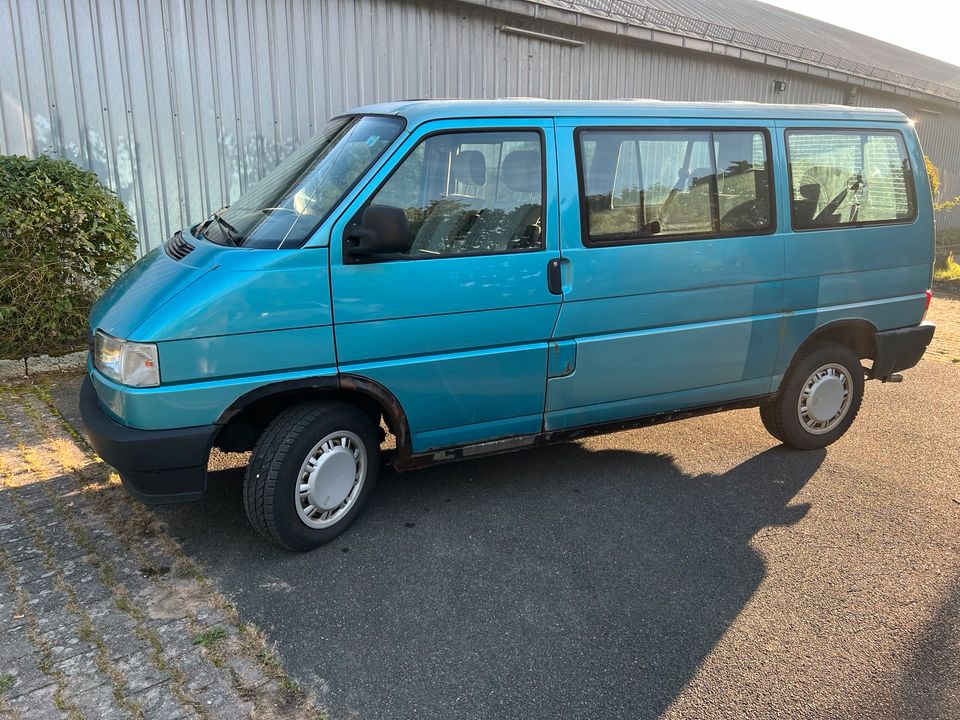 VW T4 Multivan 2.4 - Фото 1