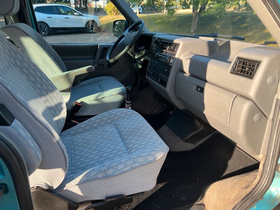 VW T4 Multivan 2.4 - Фото 7