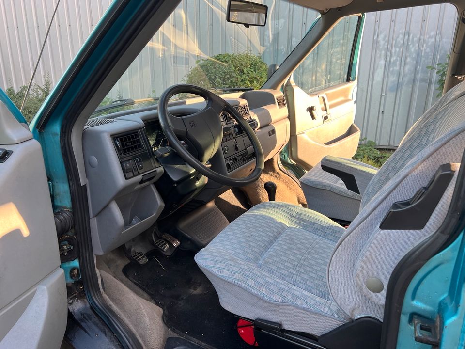 VW T4 Multivan 2.4 - Фото 8