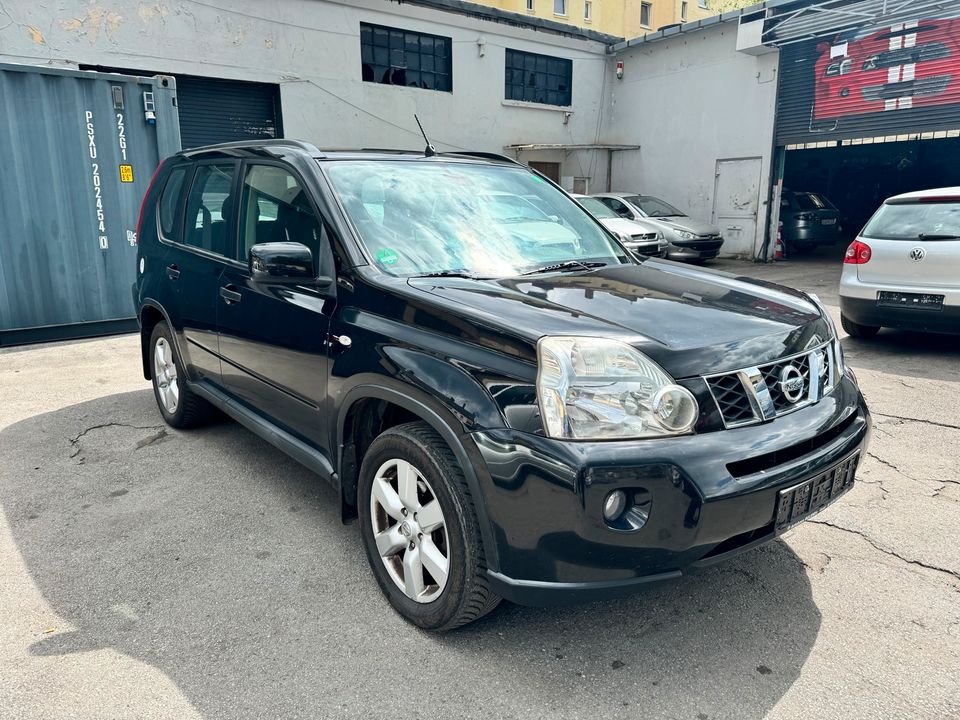 Nissan X-Trail 2.0dci 4x4  пробіг: 173000 рік: 2007 ціна: 1999 - Фото 2