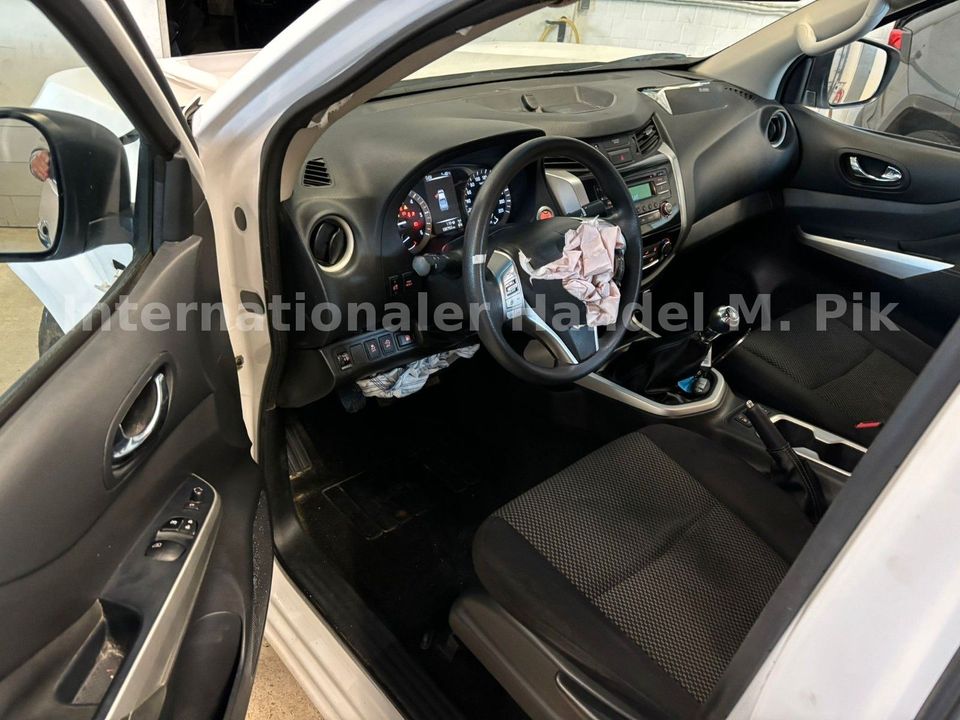 Повний привід Nissan Navara NP300 Acenta King Cab 4x4 пробіг: 100800 рік: 2019 потужність:163 PS ціна: 8350 - Фото 5