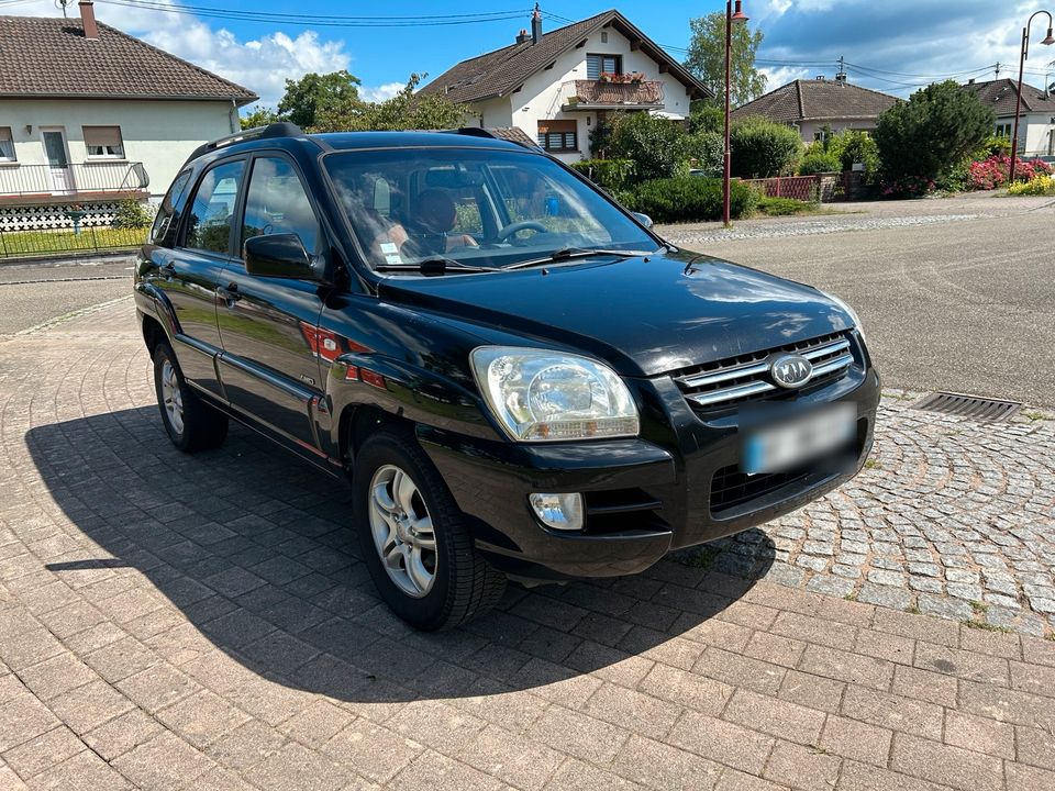 Kia Sportage 2.0 crdi 4x4 пробіг: 224000 рік:2006 потужність:112 PS ціна: 3290 - Фото 1