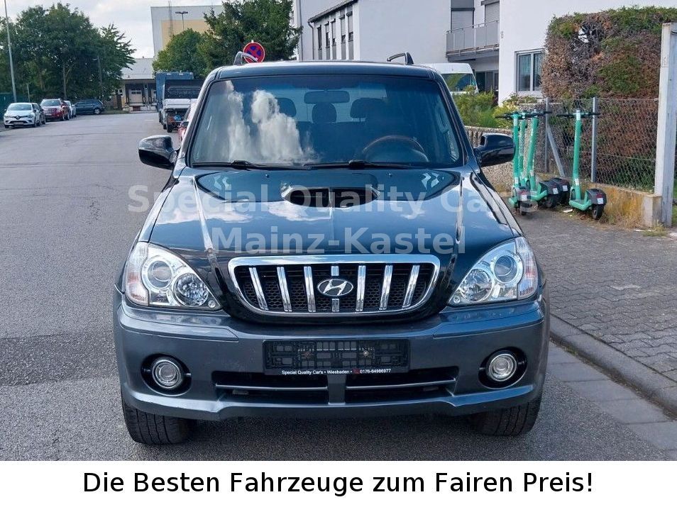 Hyundai Terracan 2.9 CRDi 4x4  пробіг: 249999 рік: März 2004 Diesel потужність:150 PS коробка: Manuell Schwarz - Фото 2