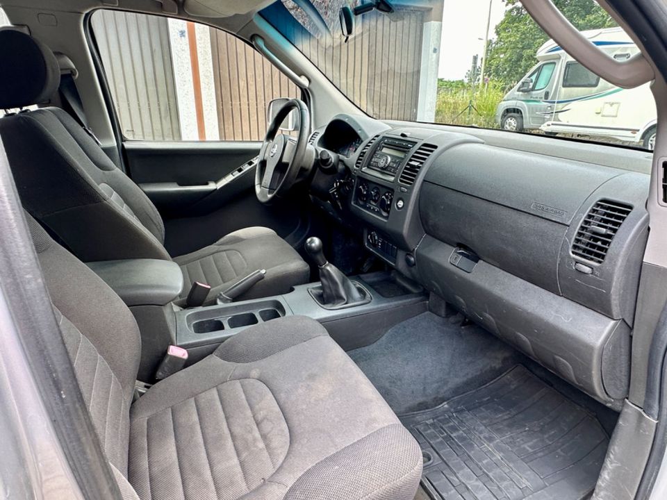 Nissan Navara Double Cab 2.5 DCi 4x4 Pick Up  пробіг: 199754 рік: August 2008 Diesel потужність:171 PS ціна: 5300 - Фото 11