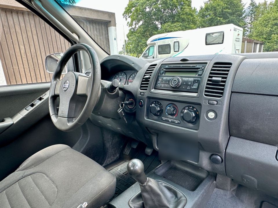Nissan Navara Double Cab 2.5 DCi 4x4 Pick Up  пробіг: 199754 рік: August 2008 Diesel потужність:171 PS ціна: 5300 - Фото 13
