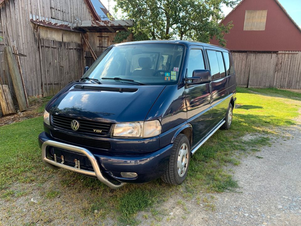 Volkswagen T4 Multivan пробіг: 525000 рік: Januar 1998 Diesel потужність:102 PS ціна: 4500 - Фото 0