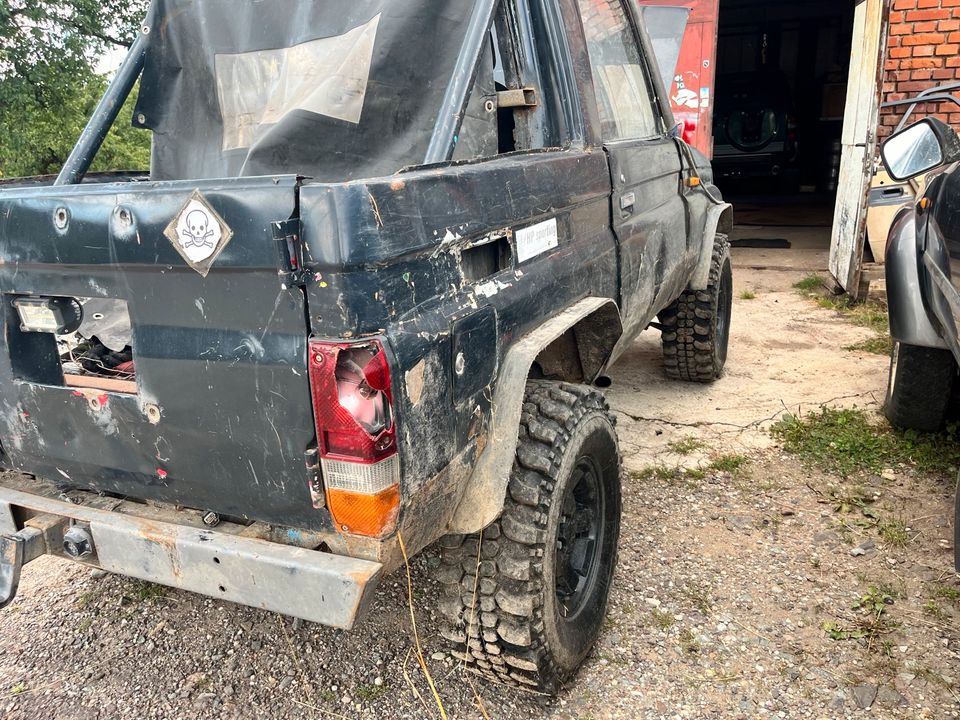 Надійне авто для військових Toyota land cruiser 70  пробіг: 300000  рік: Juli 1993 Diesel ціна: 3850 - Фото 5