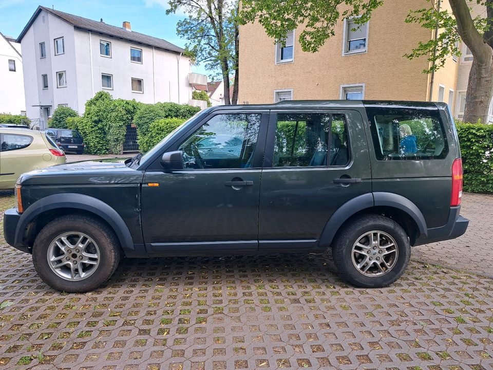 Land Rover discovery 3 2.7 diesel 4x4 пробіг: 301800 рік: 2008 потужність:190 PS ціна: 3450 - Фото 2