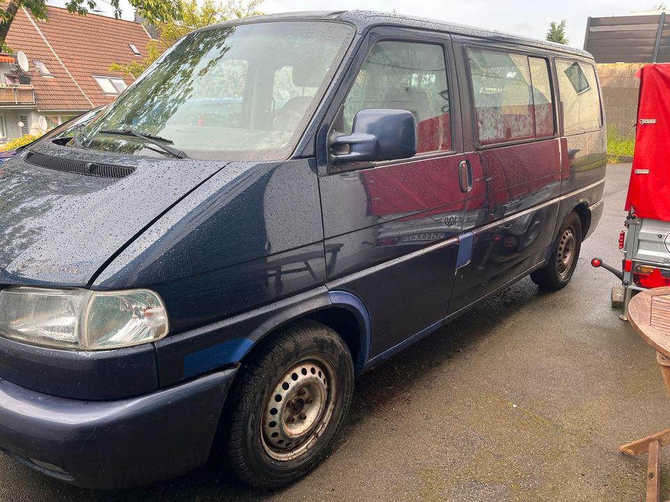Vw t4 2.5l tdi multivan T4 пробіг: 388500 рік: August 1996 Diesel потужність:102 PS ціна: 3000 - Фото 0