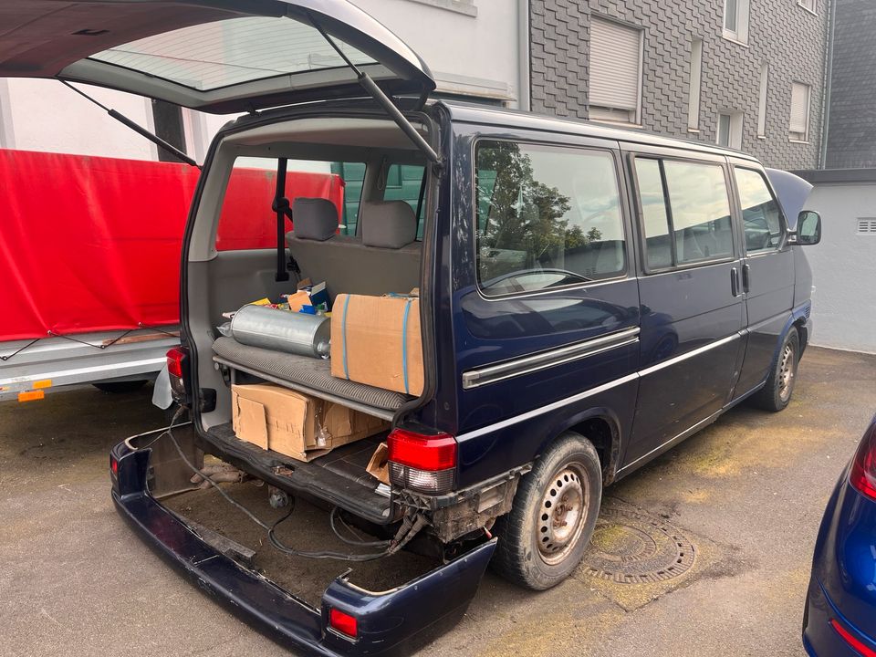 Vw t4 2.5l tdi multivan T4 пробіг: 388500 рік: August 1996 Diesel потужність:102 PS ціна: 3000 - Фото 2