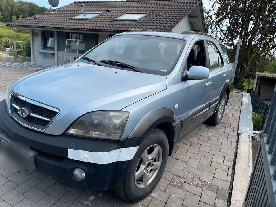 Kia Sorento JC EX 2.5 CRDI 4x4 AHK Klima SUV пробіг: 189359 рік: Mai 2006 Diesel потужність:140 PS коробка: Manuell ціна: 2600 - Фото 0