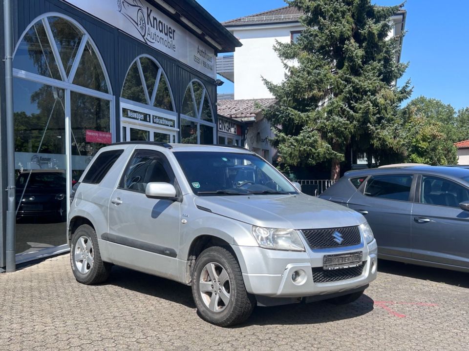 Suzuki Grand Vitara 1.9 4X4 пробіг: 221000 рік:2007 потужність:129 PS ціна: 2250 - Фото 0