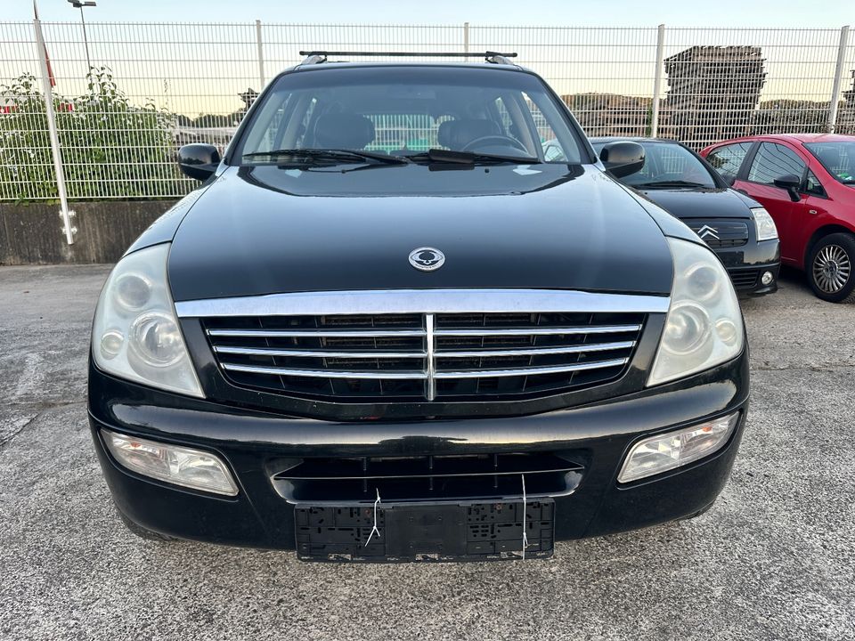Ssangyong Rexton 2,7 Cdi 4x4 пробіг: 368000 рік:2005 потужність:165 PS ціна: 1999 - Фото 0