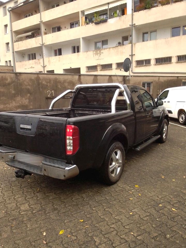Nissan Navara 4x4 klimaanlage пробіг: 242000 рік: Mai 2007 Diesel коробка: Manuell ціна: 4950 - Фото 3