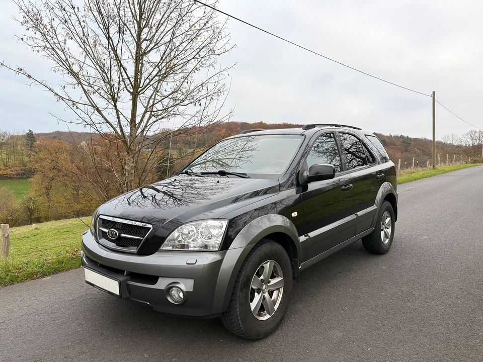 KIA Sorento 2.5 CRDi  пробіг: 270000 рік: November 2006 Diesel потужність:140 PS коробка: Automatik ціна: 2899 - Фото 2