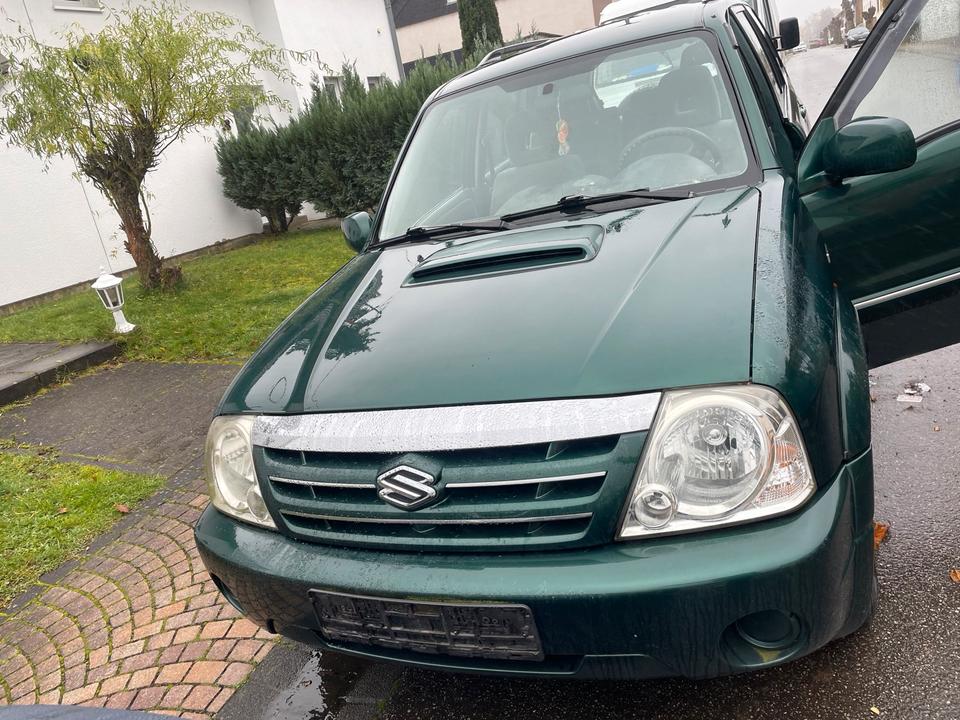 Suzuki grand vitara Xl-7Allrad 4x4 пробіг: 180000 рік: Juni 2005 Diesel потужність:108 PS коробка: Manuell ціна: 2600 - Фото 2