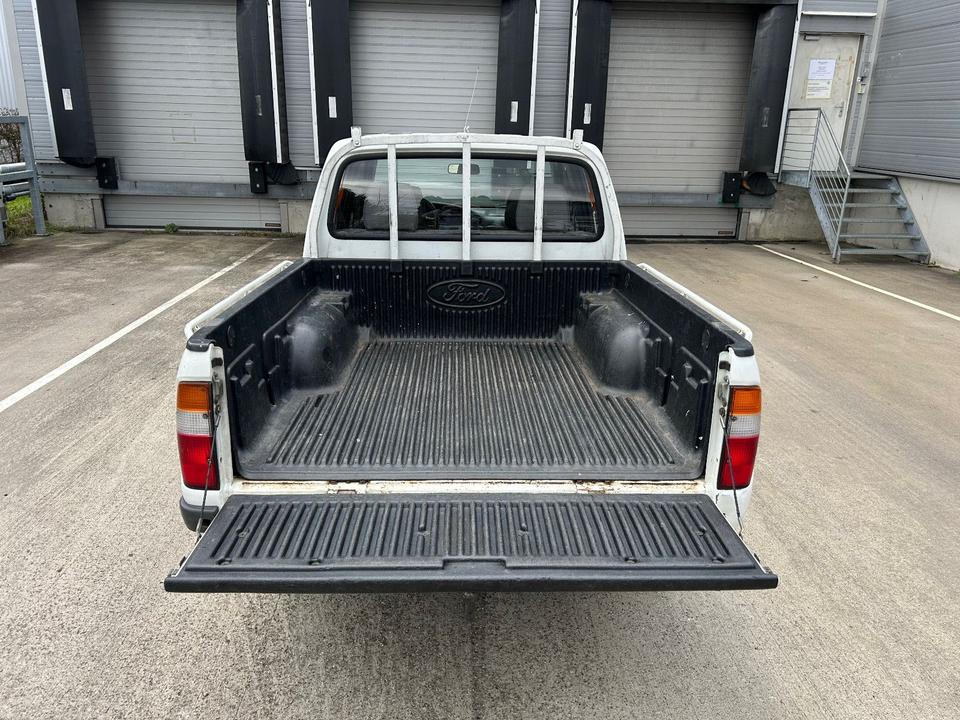 Надійни джип для ЗСУ Ford Ranger Pick Up 4x4 DoKa 2.5 TD пробіг: 135533 рік: September 2000 Diesel потужність:109 PS ціна: 5100 - Фото 6