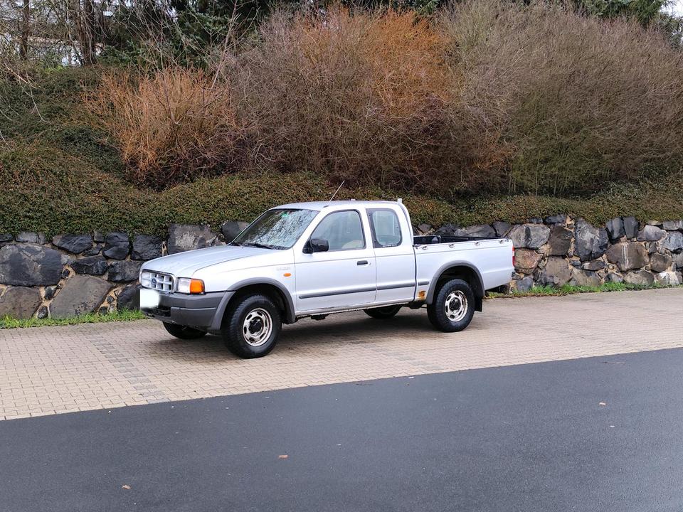Дешевий джип для ЗСУ Ford Ranger Allrad 4x4 Offroad пробіг: 222800 рік: April 2002 Diesel потужність:109 PS ціна: 3450 - Фото 0