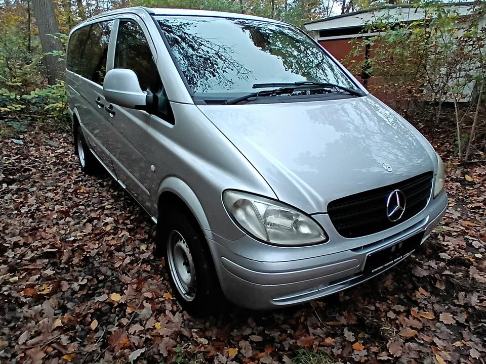 Mercedes Benz Vito 111 4x4 lang (W639) пробіг: 277700 рік: November 2005 Diesel потужність:109 PS коробка: Automatik ціна: 6000 - Фото 1