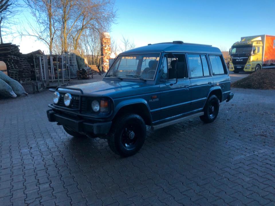 Mitsubishi Pajero 2.5 Turbo Diesel 4x4 пробіг: 480000 рік: Juli 1987 Diesel потужність:84 PS коробка: Manuell ціна: 3450 - Фото 2