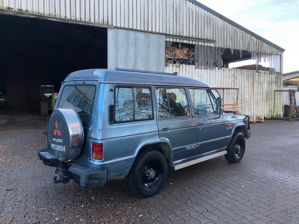 Mitsubishi Pajero 2.5 Turbo Diesel 4x4 пробіг: 480000 рік: Juli 1987 Diesel потужність:84 PS коробка: Manuell ціна: 3450 - Фото 6