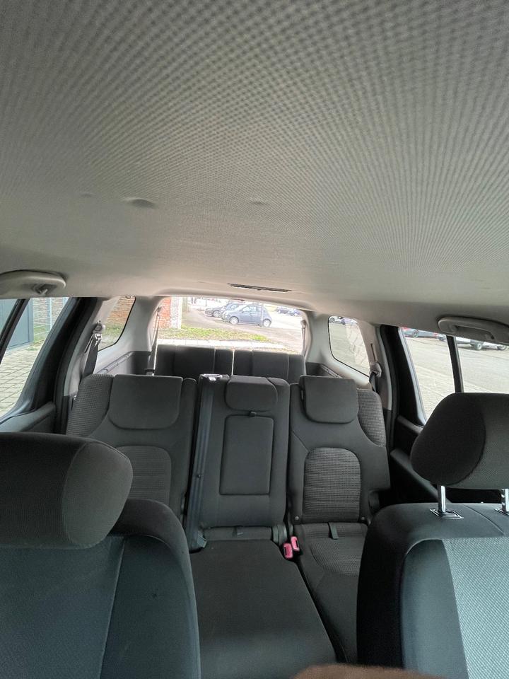 Nissan Pathfinder 2.5 dCi 4x4 Allrad  пробіг: 266000 рік: Mai 2007 Diesel потужність:171 PS коробка: Manuell ціна: 5990 - Фото 15