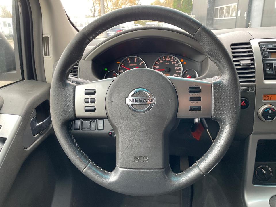 Nissan Pathfinder 2.5 dCi 4x4 Allrad  пробіг: 266000 рік: Mai 2007 Diesel потужність:171 PS коробка: Manuell ціна: 5990 - Фото 17