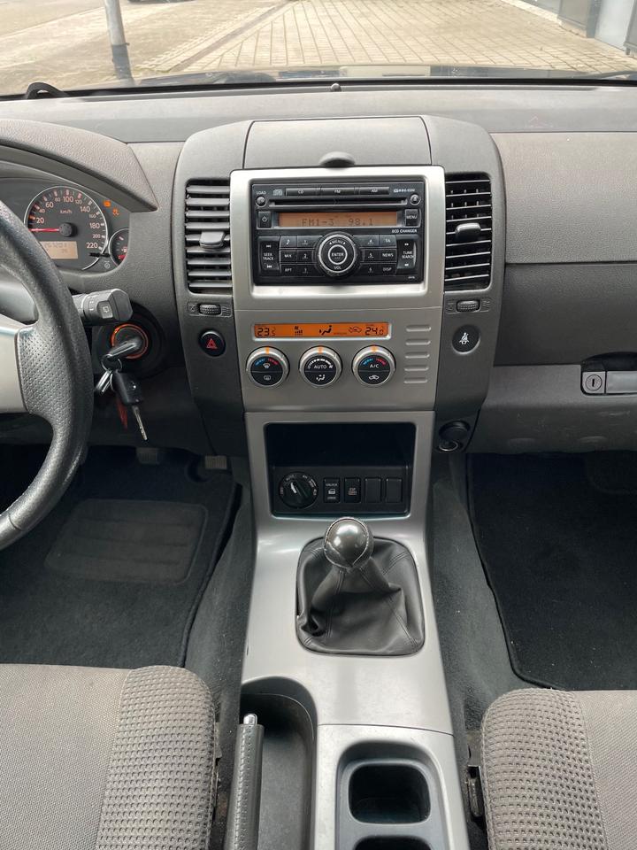 Nissan Pathfinder 2.5 dCi 4x4 Allrad  пробіг: 266000 рік: Mai 2007 Diesel потужність:171 PS коробка: Manuell ціна: 5990 - Фото 18