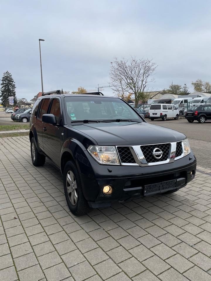 Nissan Pathfinder 2.5 dCi 4x4 Allrad  пробіг: 266000 рік: Mai 2007 Diesel потужність:171 PS коробка: Manuell ціна: 5990 - Фото 7