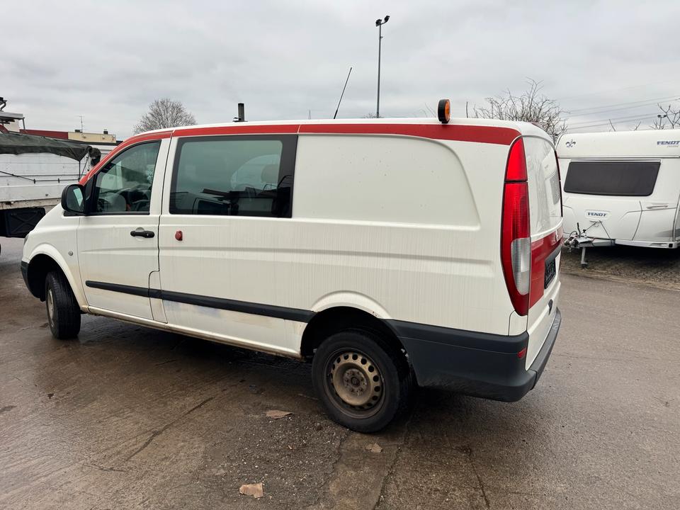 Mercedes Benz Vito 115CDI 4x4 пробіг: 280000 рік: Juli 2009 Diesel потужність:150 PS коробка: Automatik ціна: 6000 - Фото 5