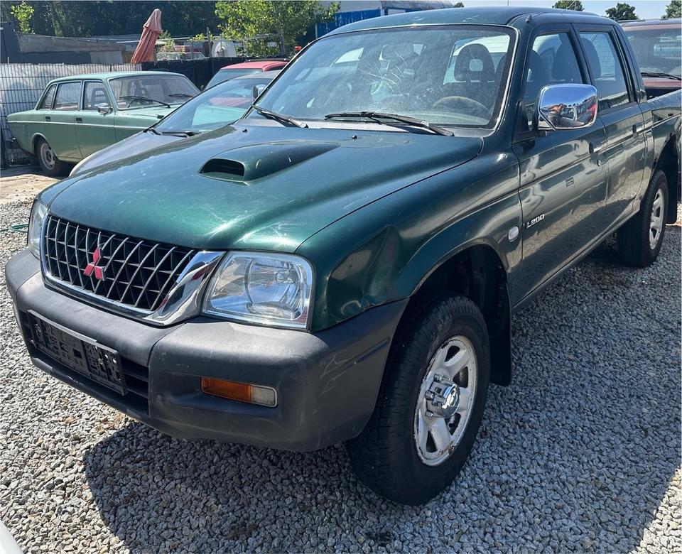 Mitsubishi L200 klima 4x4 пробіг: 288000 рік: Januar 2002 Diesel коробка: Manuell ціна: 3000 - Фото 1