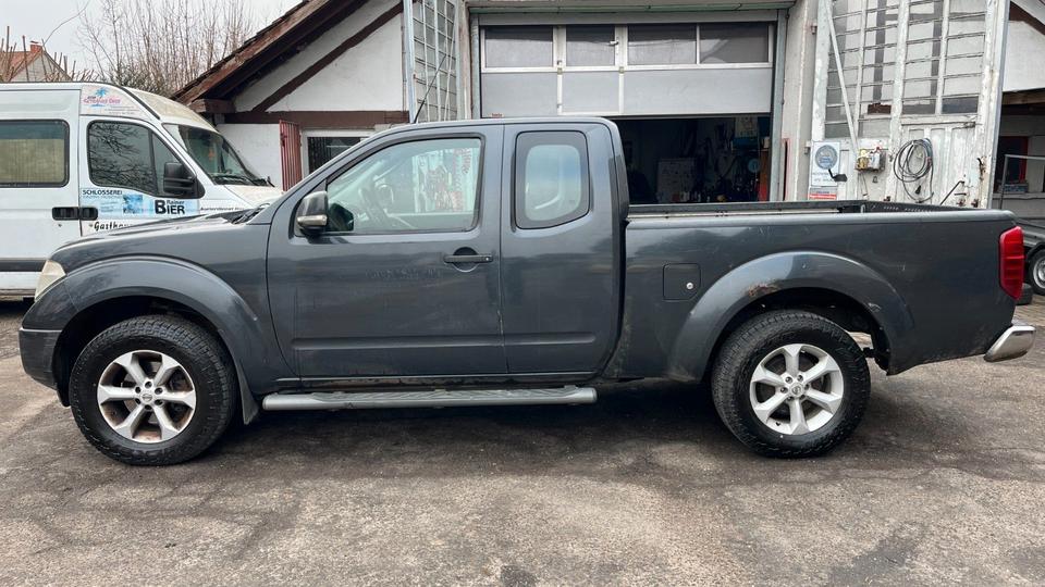 Кипити дешевий джип Nissan Navara Pickup  пробіг: 211000 рік: März 2009 Diesel потужність:171 PS коробка: Manuell ціна: 4990 - Фото 2