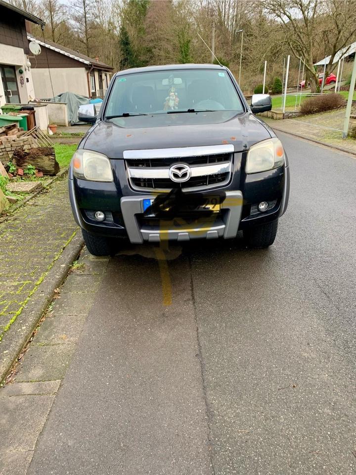 Чудовий джип Mazda BT 50 XLT 2,5 Pickup Hardtop пробіг: 192000 рік: Februar 2007 Diesel потужність:143 PS ціна: 5200 - Фото 2
