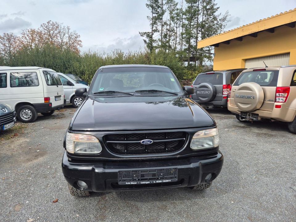 Ford Explorer U2 4x4 Allrad Offroad  пробіг: 139000 рік: Mai 2001 Benzin потужність:204 PS коробка: Automatik ціна: 3999 - Фото 2