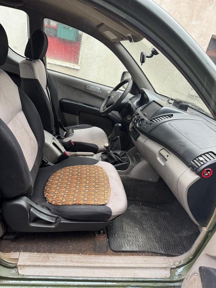 Надійний джип на фронт для ЗСУ Mitsubishi L200 2.5  пробіг: 300000 рік: Juli 2006 Diesel потужність:136 PS коробка: Manuell ціна: 4000 - Фото 4