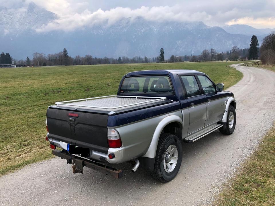 Надійний джип на фронт Mitsubishi L200 пробіг: 238450 рік: Dezember 2002 Diesel потужність:116 PS коробка: Manuell ціна: 6000 - Фото 3