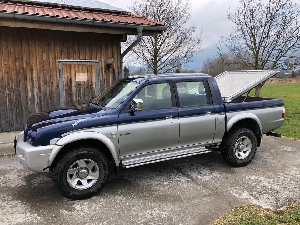 Надійний джип на фронт Mitsubishi L200 пробіг: 238450 рік: Dezember 2002 Diesel потужність:116 PS коробка: Manuell ціна: 6000 - Фото 9