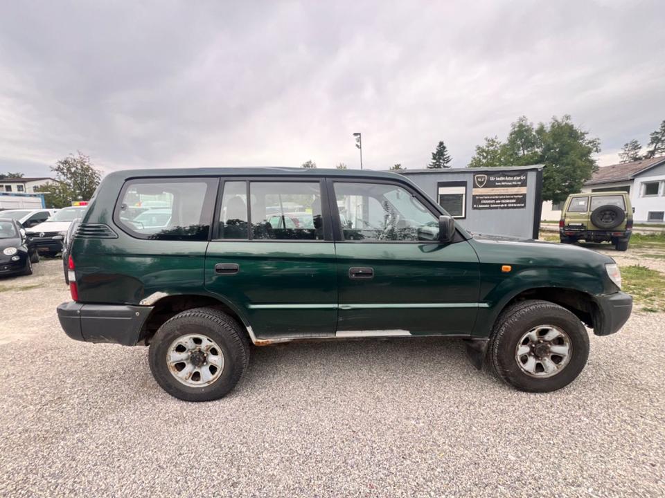 Придбати джип для ЗСУ Toyota Land Cruiser пробіг: 322000 рік: Juli 1998 Diesel потужність:125 PS коробка: Manuell ціна: 5900 - Фото 2