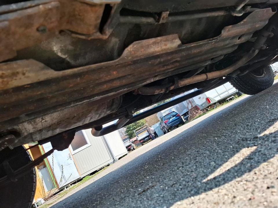 Надійни джип для війсткових Isuzu Opel Campo 3.1 Diesel Pickup 4x4 Sportscap пробіг: 254640 рік: Juli 1999 Diesel потужність:109 PS коробка: Manuell ціна: 4000 - Фото 11