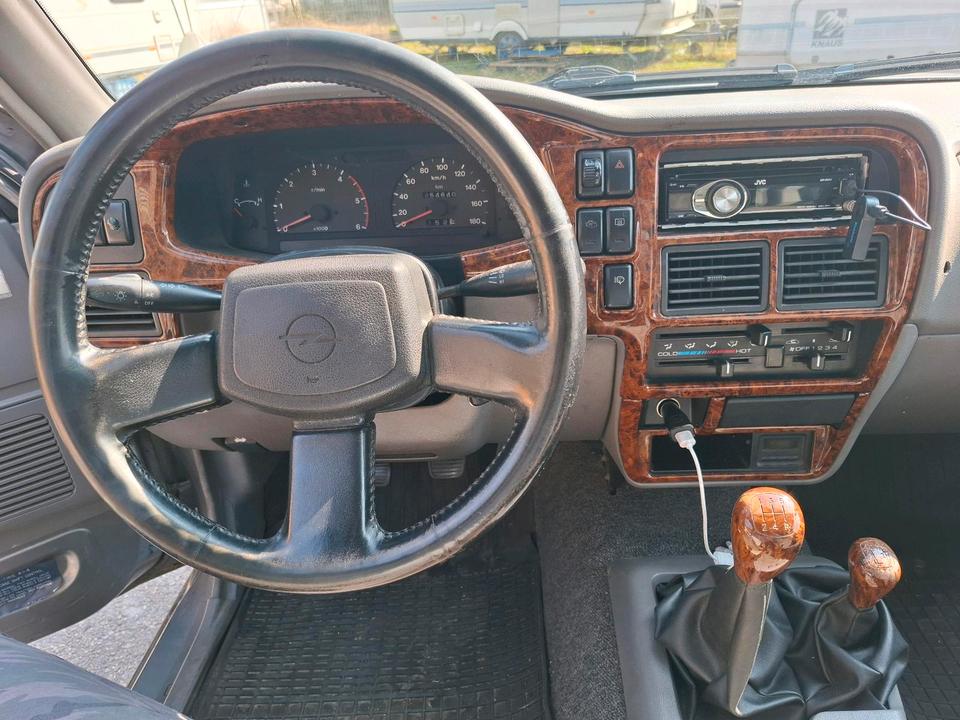 Надійни джип для війсткових Isuzu Opel Campo 3.1 Diesel Pickup 4x4 Sportscap пробіг: 254640 рік: Juli 1999 Diesel потужність:109 PS коробка: Manuell ціна: 4000 - Фото 7