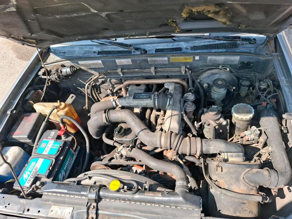Надійни джип для війсткових Isuzu Opel Campo 3.1 Diesel Pickup 4x4 Sportscap пробіг: 254640 рік: Juli 1999 Diesel потужність:109 PS коробка: Manuell ціна: 4000 - Фото 9