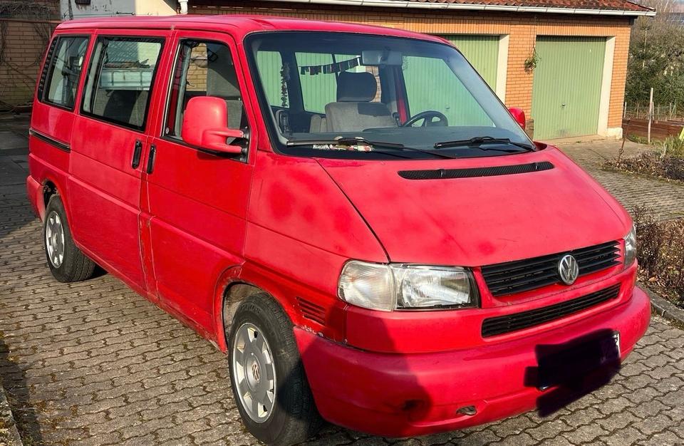 Чудовий бус на фронт T4 VW  Bus  Multivan Diesel пробіг: 379443 рік: Januar 1997 Diesel потужність:100 PS коробка: Manuell ціна: 4000 - Фото 0