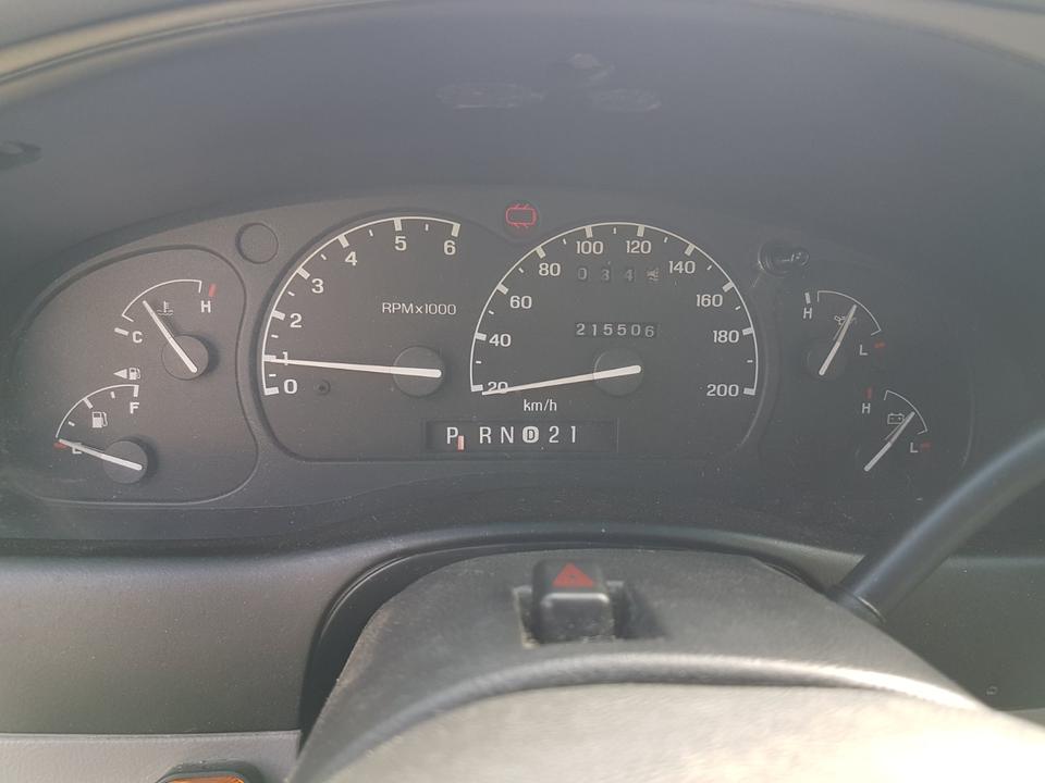 Ford Explorer U2 4x4 Allrad 4,0 V6  пробіг: 215000 рік: Oktober 1998 Benzin потужність:207 PS коробка: Automatik ціна: 1990 - Фото 14