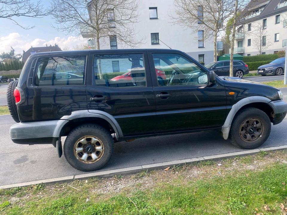 Nissan Terrano 2.7 Td 4x4 пробіг: 371316 рік: November 2004 Diesel потужність:125 PS коробка: Manuell ціна: 2900 - Фото 0