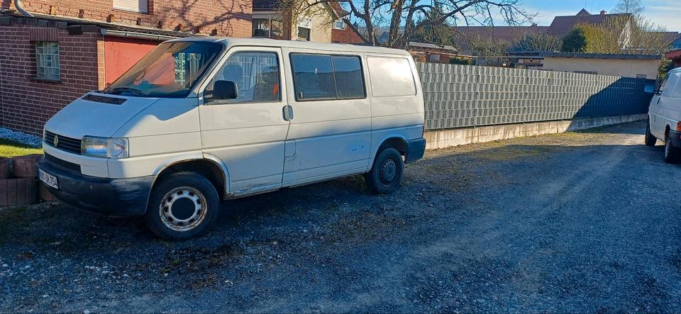 VW T4  пробіг: 229000 рік: Juli 2000 Diesel потужність:68 PS коробка: Manuell ціна: 1800 - Фото 1