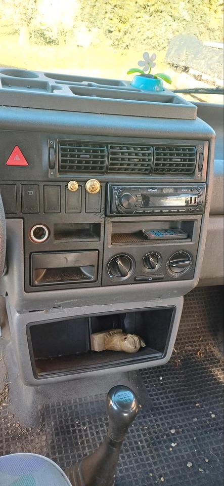 VW T4  пробіг: 229000 рік: Juli 2000 Diesel потужність:68 PS коробка: Manuell ціна: 1800 - Фото 7
