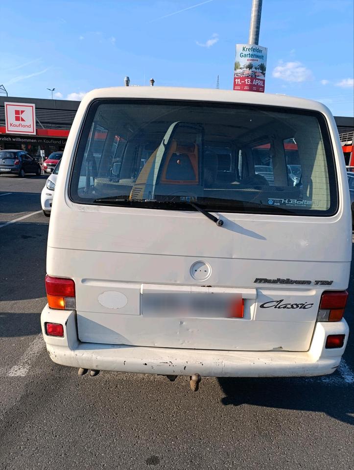 T4 Multivan 2.5 TDI  пробіг: 425700 рік: März 1998 Diesel потужність:102 PS коробка: Manuell ціна: 1700 - Фото 3
