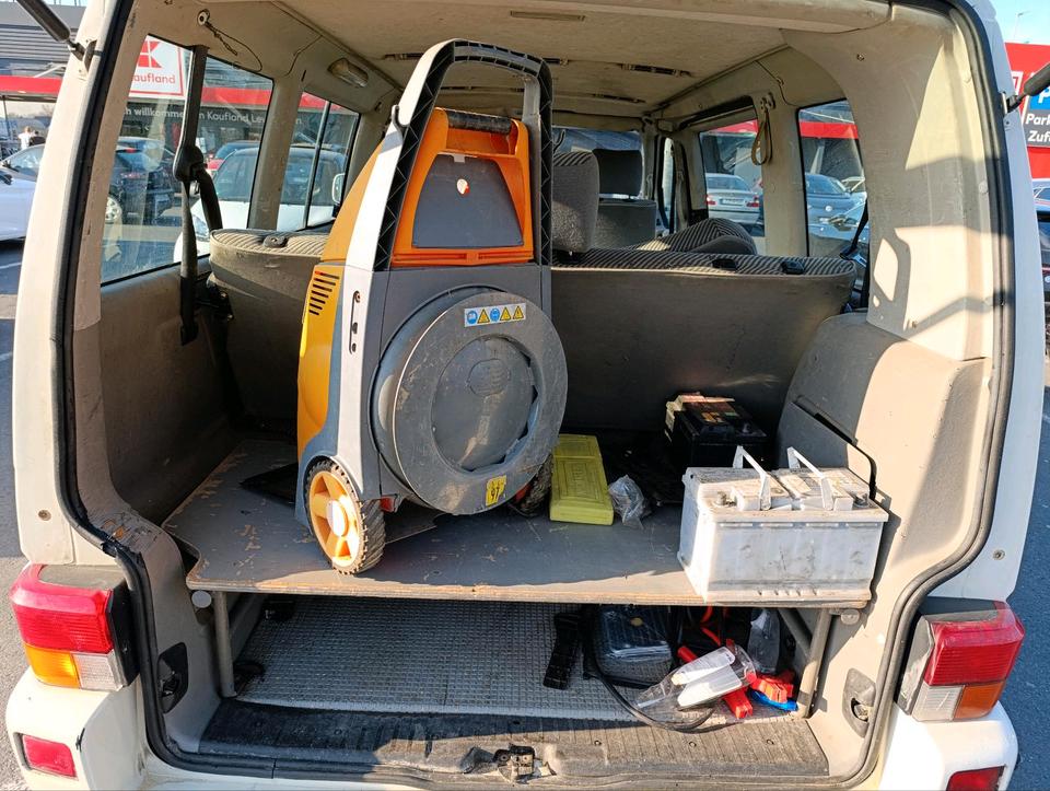 T4 Multivan 2.5 TDI  пробіг: 425700 рік: März 1998 Diesel потужність:102 PS коробка: Manuell ціна: 1700 - Фото 4