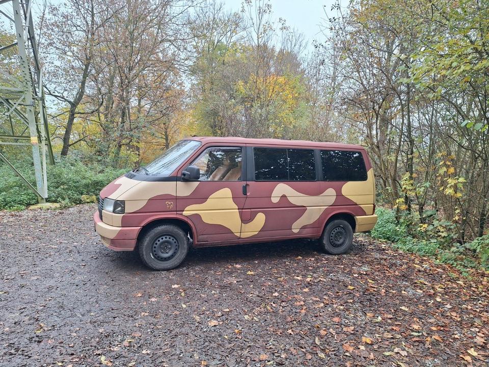 Volkswagen T4 Multivan пробіг: 382000 рік: März 1994 Diesel потужність:68 PS коробка: Manuell ціна: 3000 - Фото 0